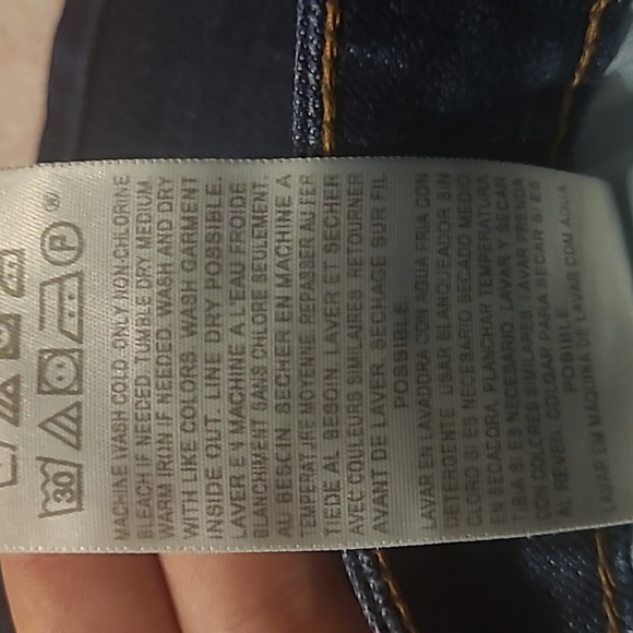 Levi's Jeans Slight Curve Classic bootcut size 8 / 29 dark wash Stretch - Picture 5 of 11